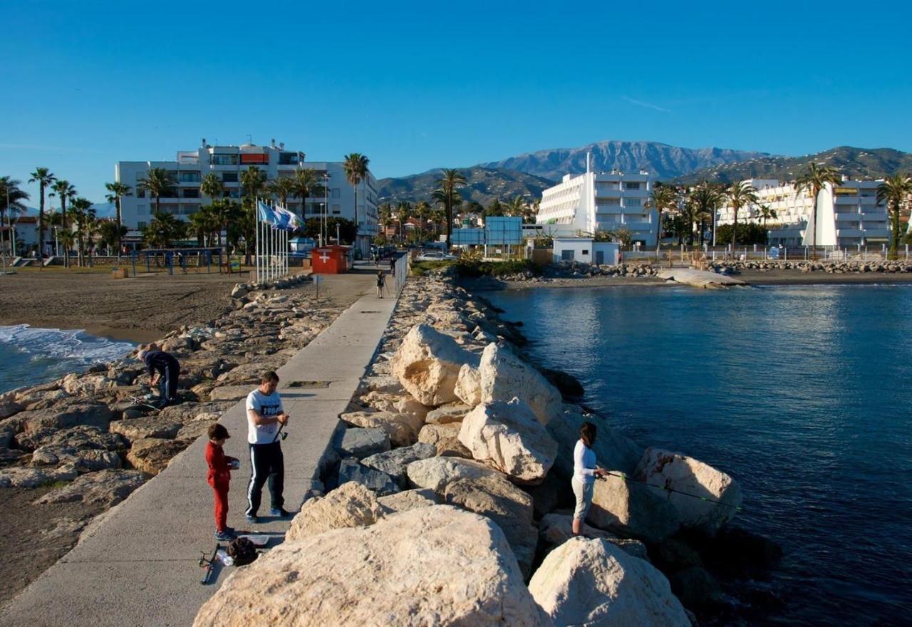 Beach Panorama Caleta Калета Де Велес Екстериор снимка